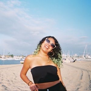 Meet your Posher, Samantha